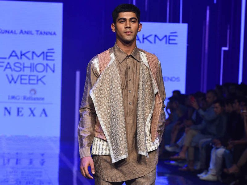 Model_walking_for_Kunal_Anil_Tanna_on_Day_5_of_Lakme_Fashion_Week_SS_20