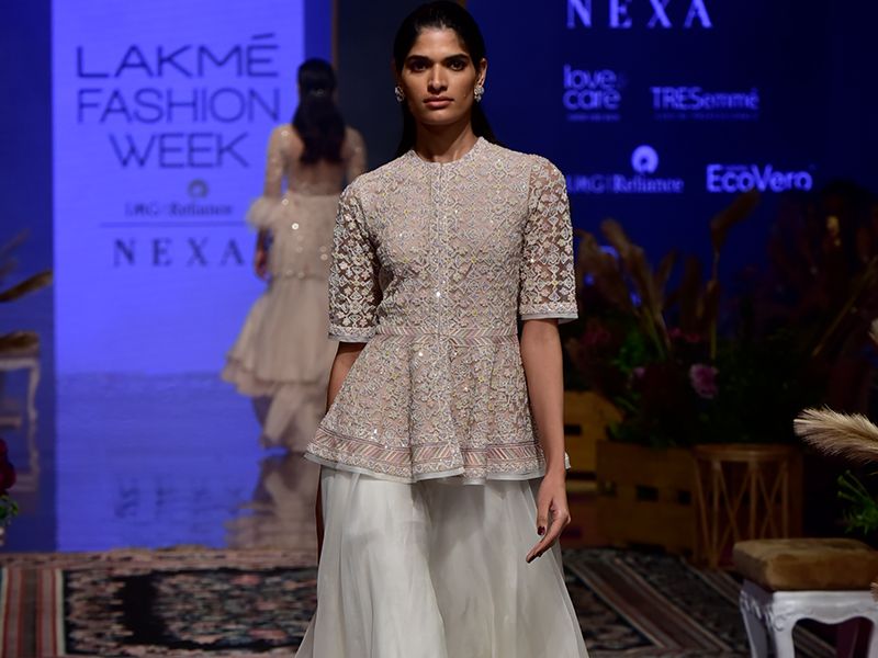 Ridhi Mehra LFW AW'19 An Ode to Heirlooms- 14