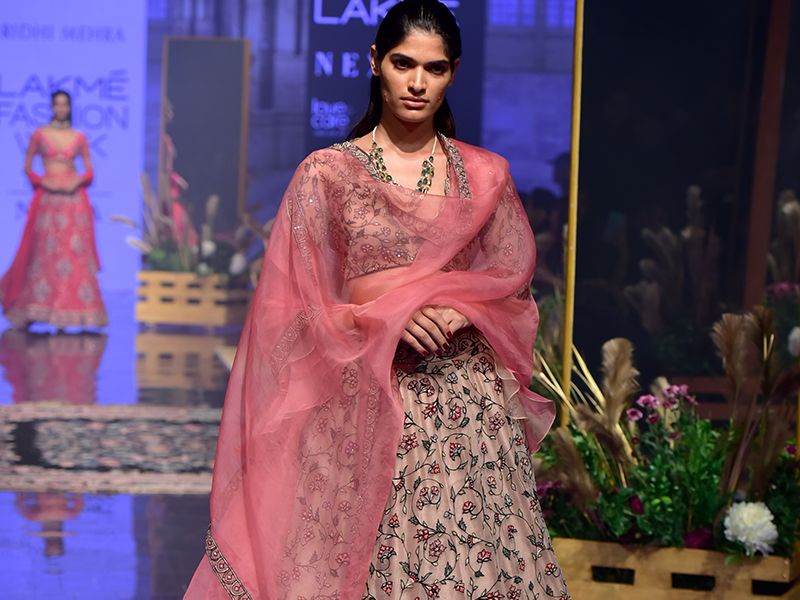 Ridhi Mehra LFW AW'19 An Ode to Heirlooms- 26
