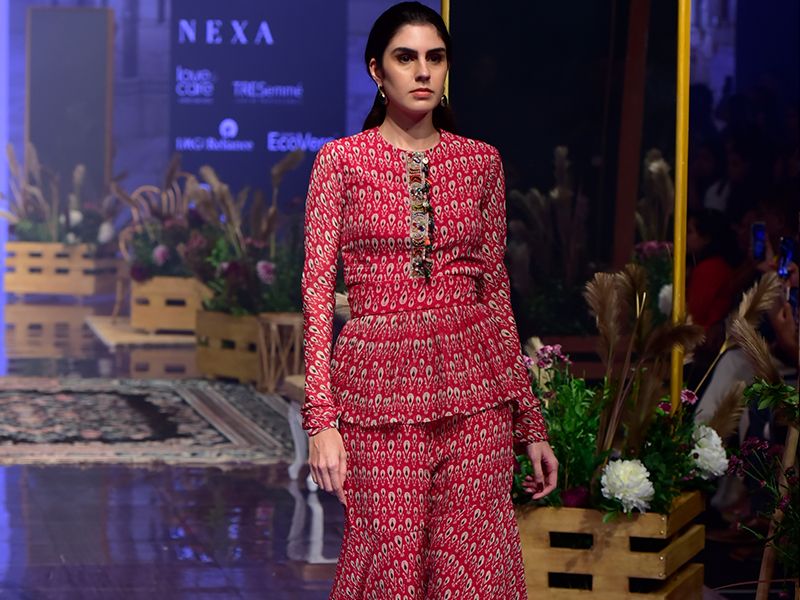 Ridhi Mehra LFW AW'19 An Ode to Heirlooms- 3