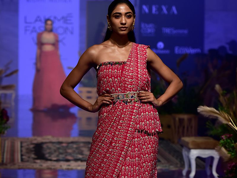 Ridhi Mehra LFW AW'19 An Ode to Heirlooms- 9