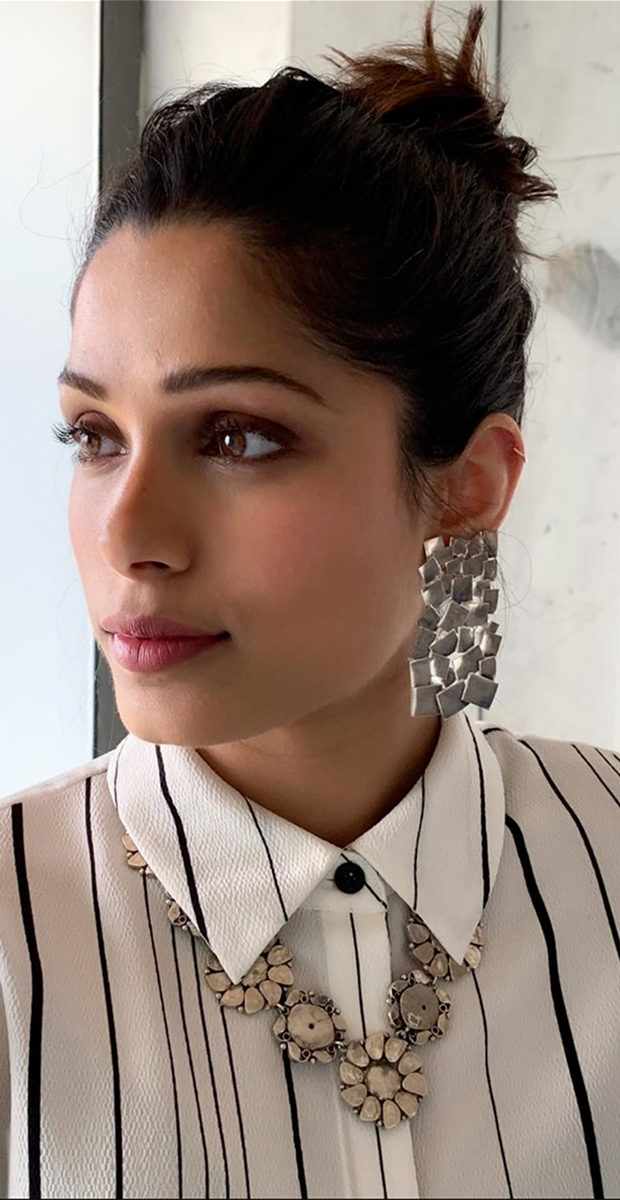 Freida_Pinto_wearing_Eurumme