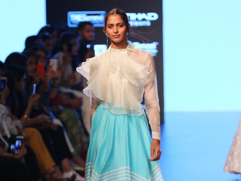 Ridhi Mehra LFW SS'18 Cinco- 15