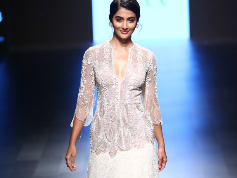 Ridhi Mehra LFW SS'18 Cinco- 20
