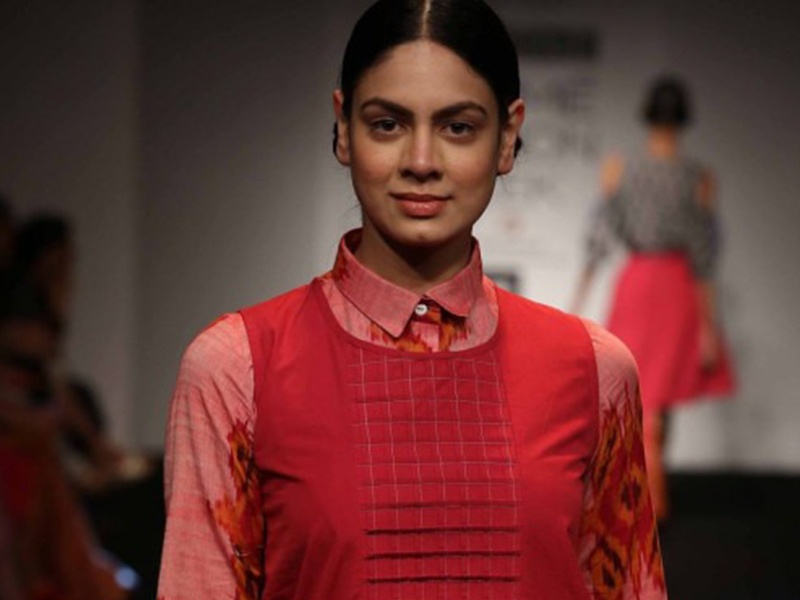 The Meraki Project LFW SS'16- 8