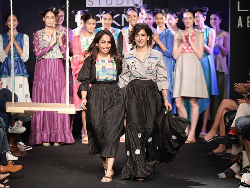 The Meraki Project LFW SS'17- 16